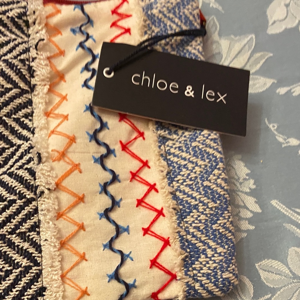 Chloe & Lex NWT Multicolor Patterned Women's Bag - Picture 4 of 8
